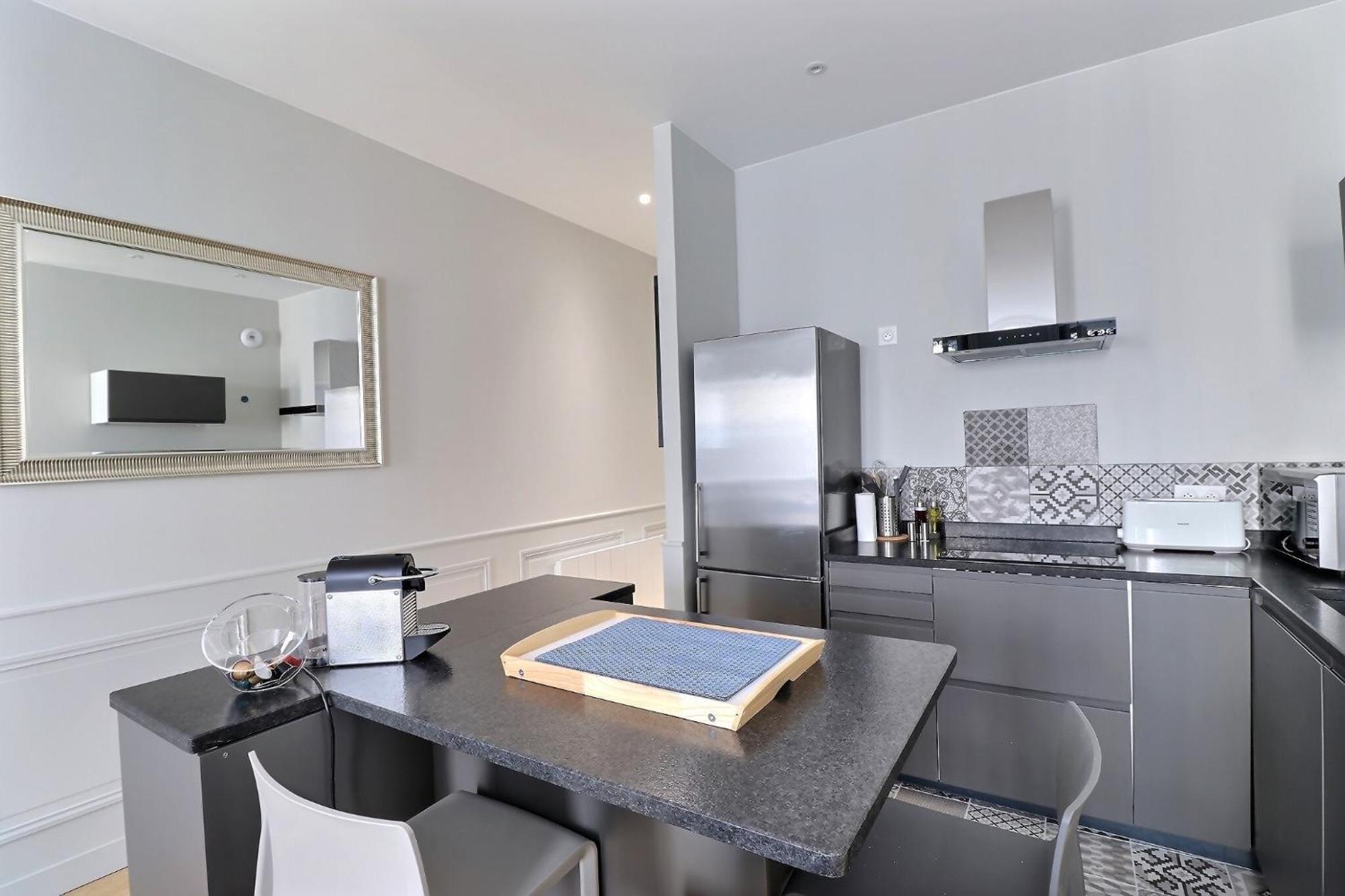 Appartement De Standing Pour 6 Refait A Neuf Lyon Dış mekan fotoğraf